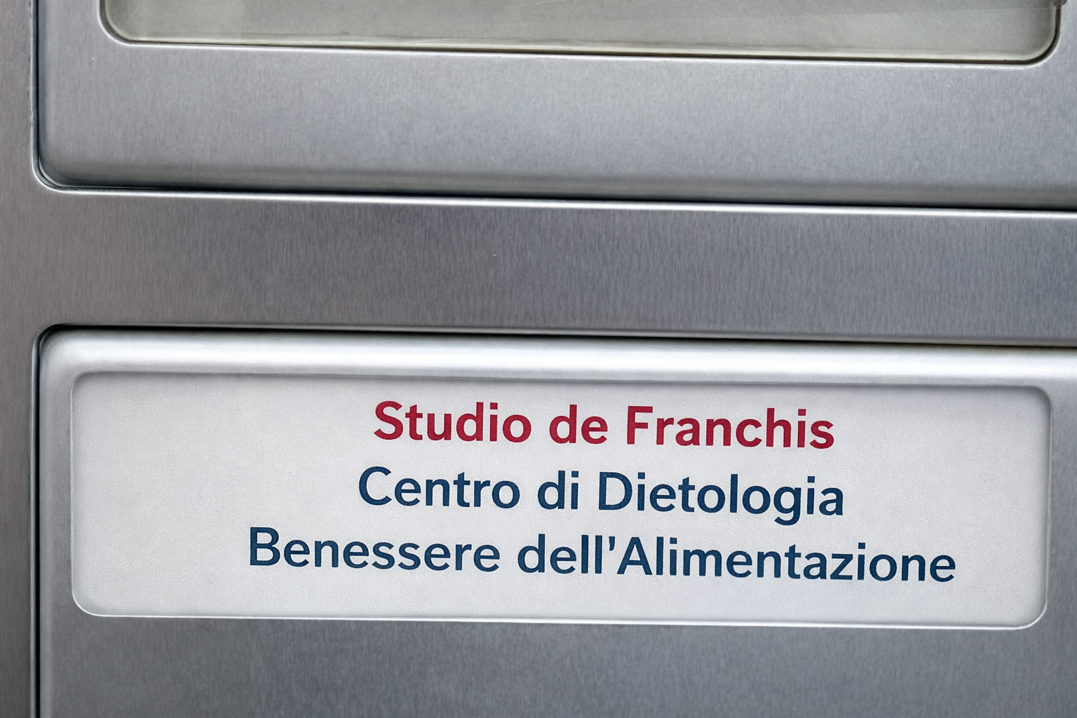 Citofono dello studio